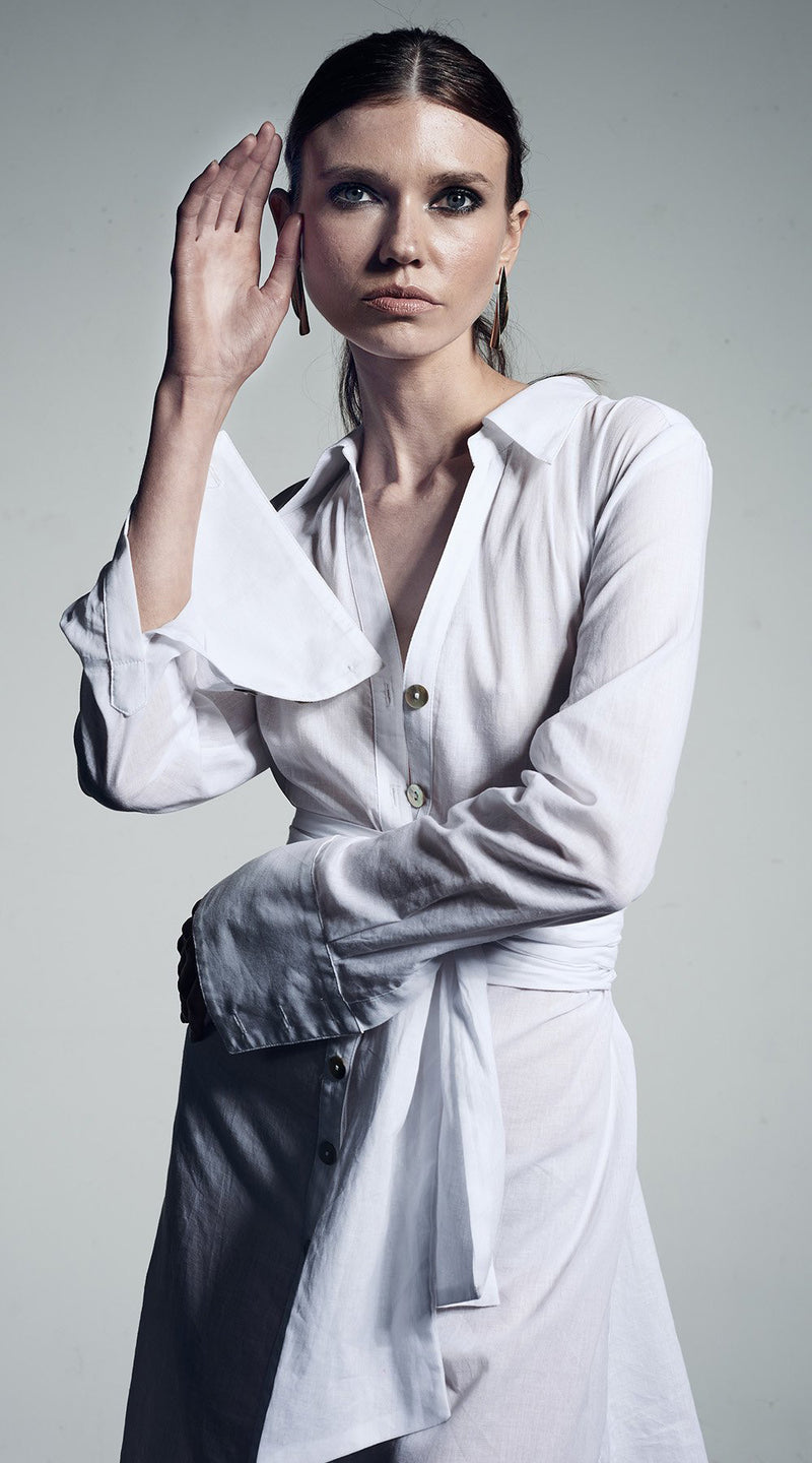 ASTRID - Oversized cotton shirt with tie